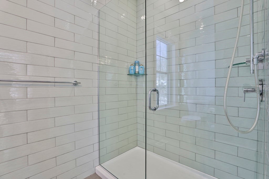 1 Whisper Way, Hopkinton, MA, 1 Whisper Way, Hopkinton, MA Photo #27