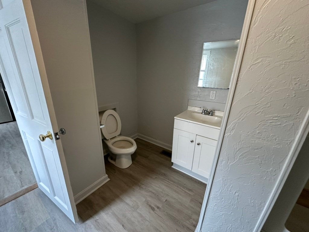 27 North St, Worcester, MA, 27 North St, Worcester, MA Photo #11