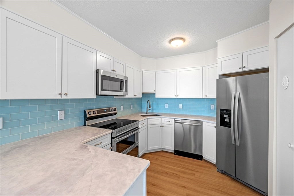 300 Lynnshore Dr #911, Lynn, MA, 300 Lynnshore Dr #911, Lynn, MA Photo #4
