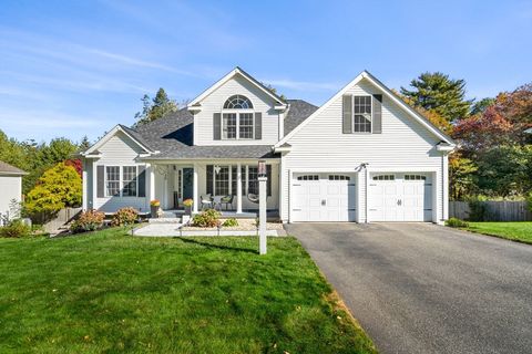 30 Lucey Dr Newburyport MA 01950