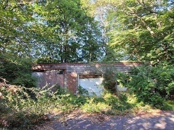 179 Hebron St