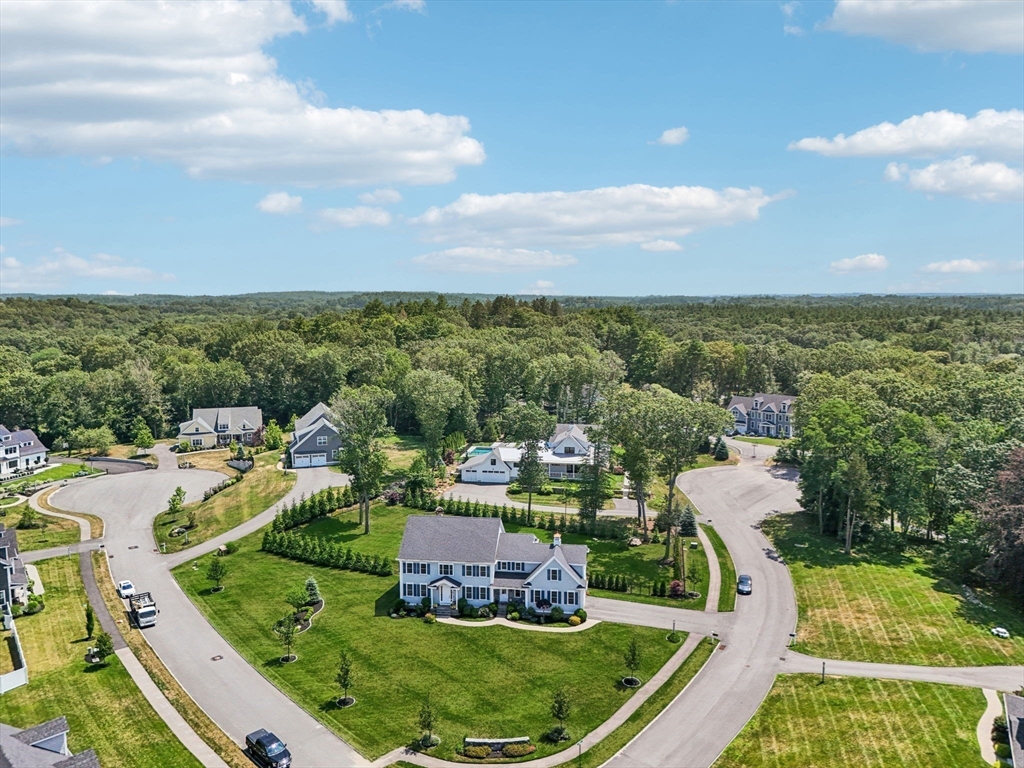 8 Spring Hill Farm Road
