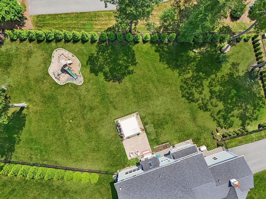 8 Spring Hill Farm Road