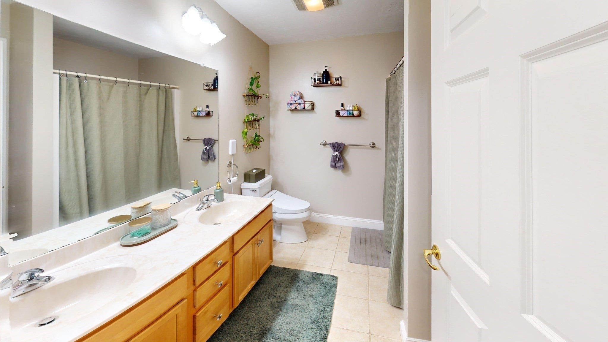 657 Devenwood Way #657, Clinton, MA Photo #21