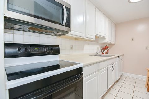 74 Springvale Ave 14 Chelsea MA 02150