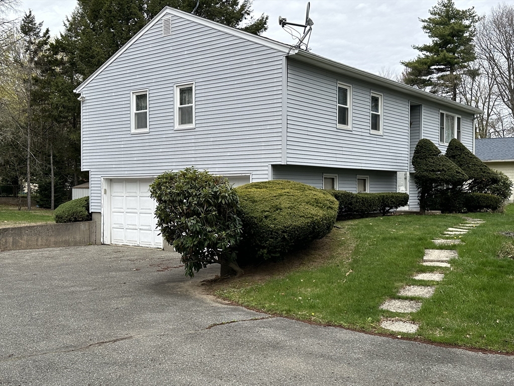 18 Crystal Brook Drive