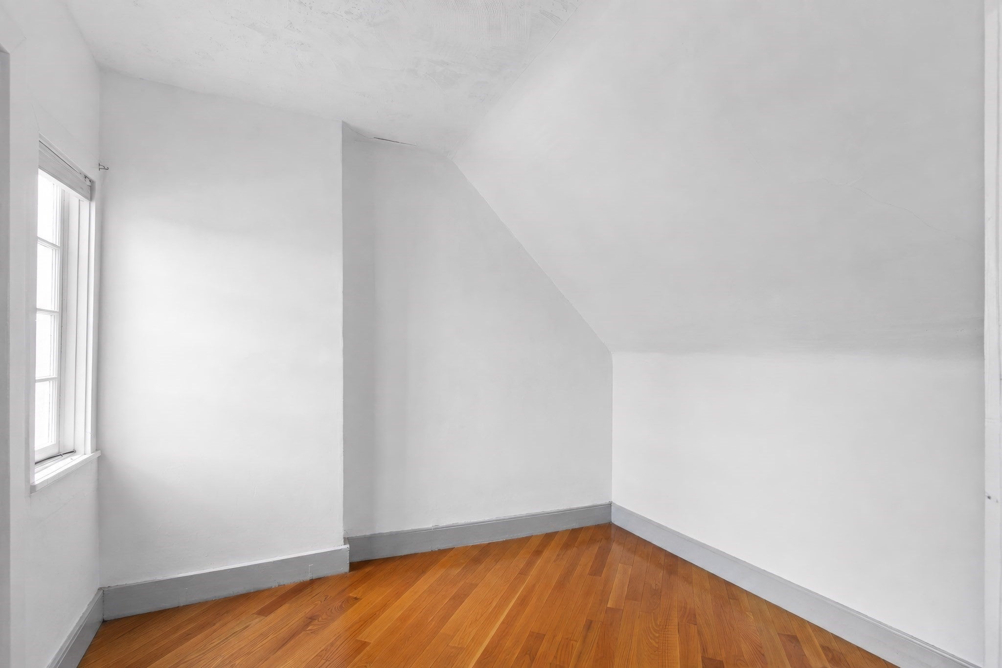 50 Hereford ST #4, Boston, MA Photo #6