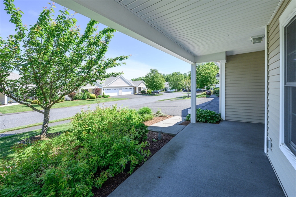 77 Cherry Dr 77