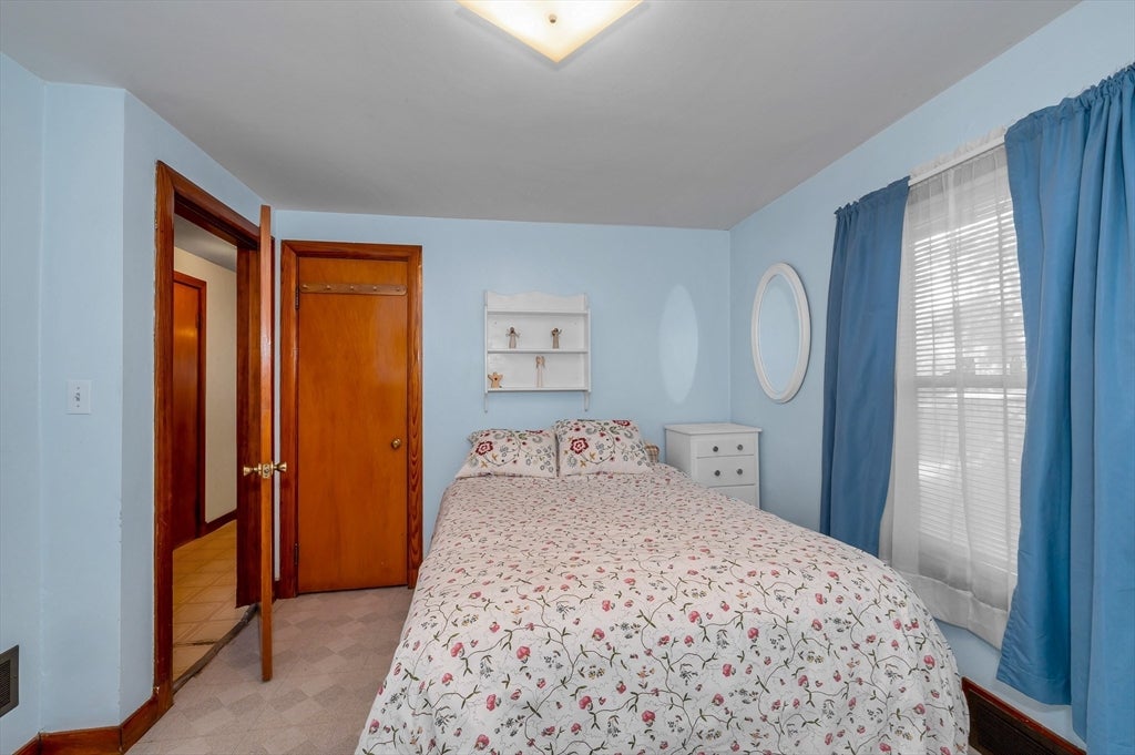 41 Alma Street, Lowell, MA, 41 Alma Street, Lowell, MA Photo #14