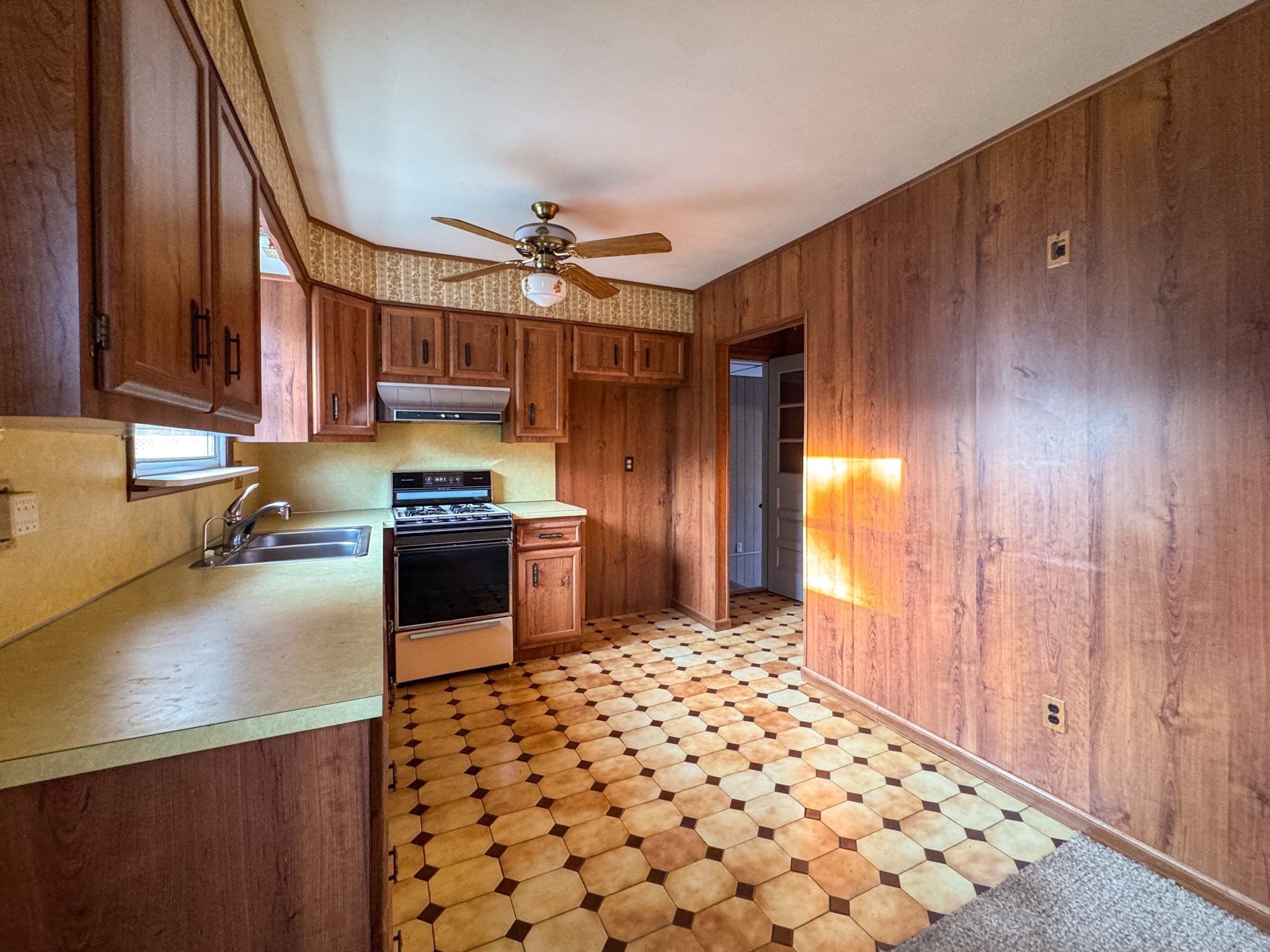 7 Ann Ave, Dartmouth, MA, 7 Ann Ave, Dartmouth, MA Photo #13