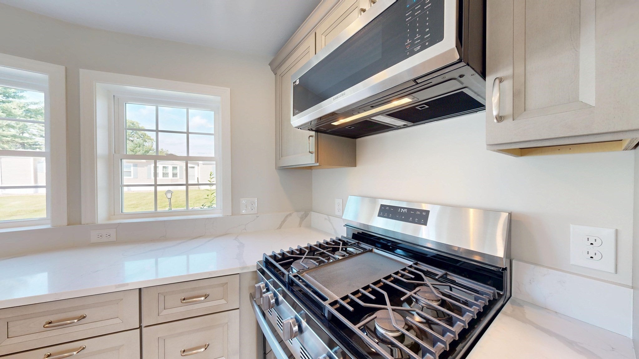 6 Emerald Pl, Raynham, MA, 6 Emerald Pl, Raynham, MA Photo #7