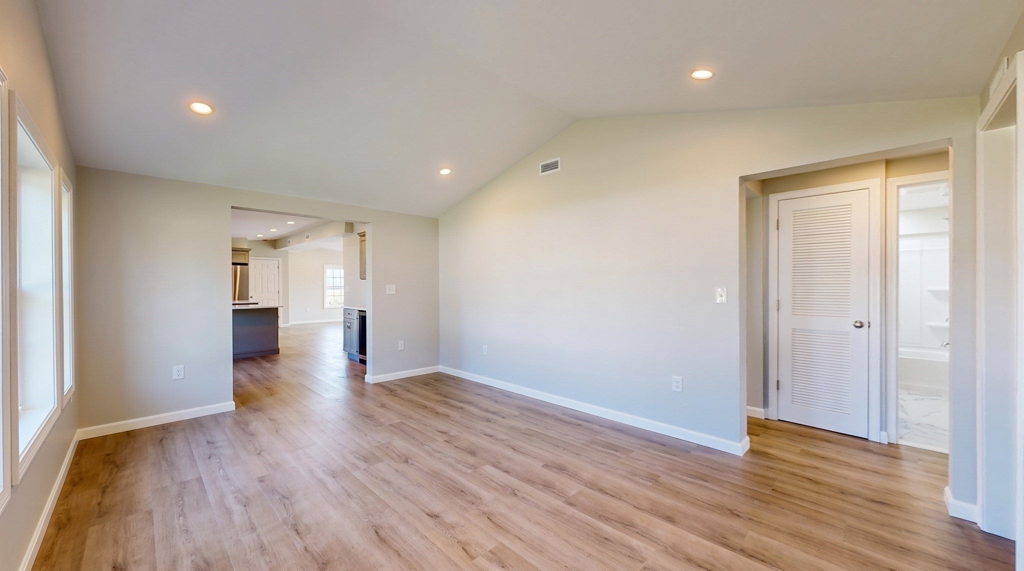 6 Emerald Pl, Raynham, MA, 6 Emerald Pl, Raynham, MA Photo #13