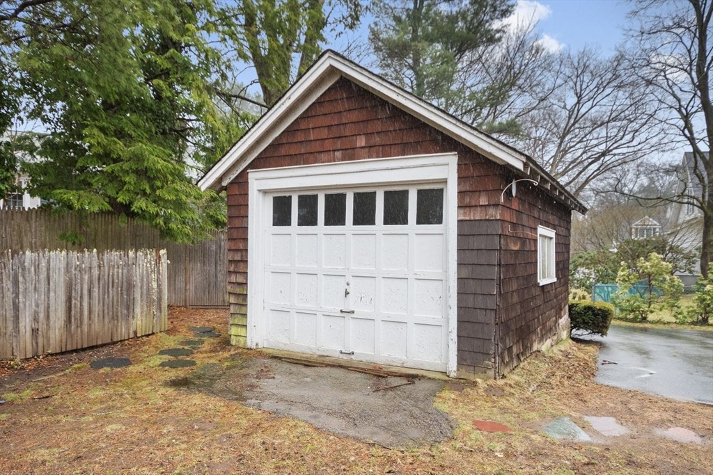 13 Fells Rd