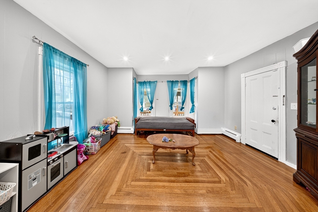 40 Lincoln Ave