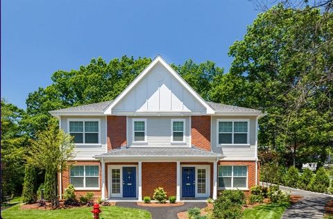 30 Independence Dr 30 Brookline MA 02467