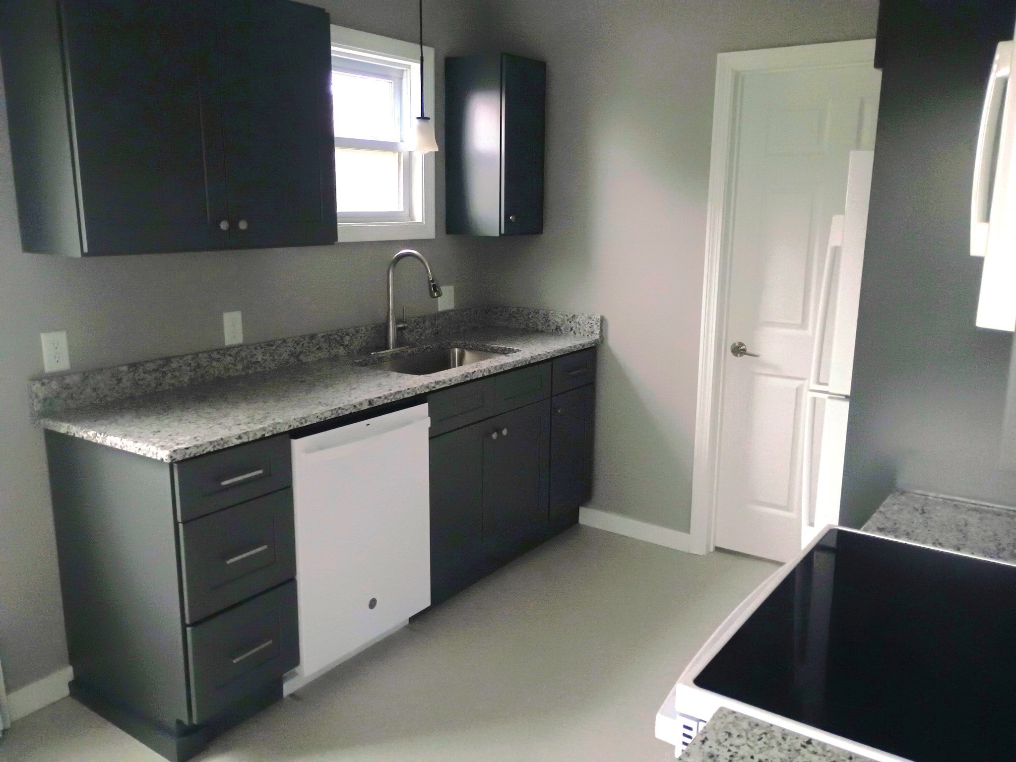 10 Hodges Ave #2, Taunton, MA Photo #2