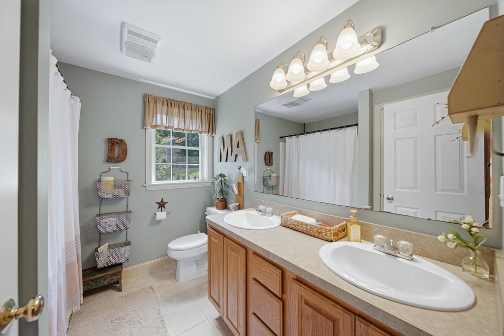 48 Arthur Dr #48, Northbridge, MA, 48 Arthur Dr #48, Northbridge, MA Photo #22