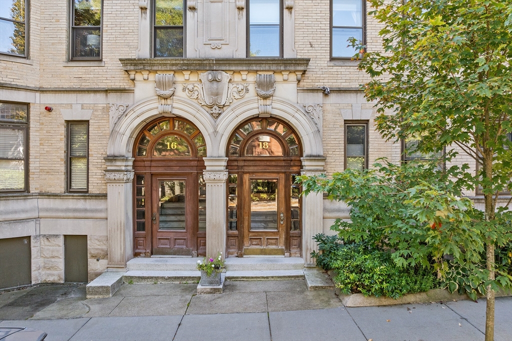18 Browne St 2