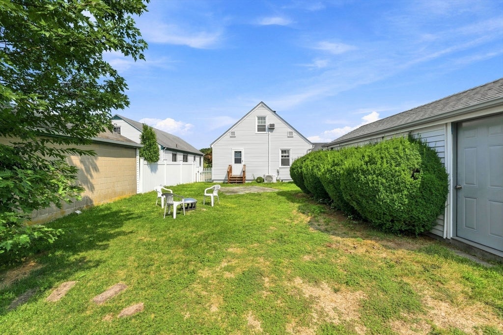 74 Isabella Ave, Providence, RI Photo #3