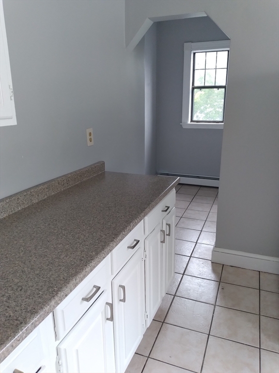 10 Norton St #3, Boston, MA Photo #11