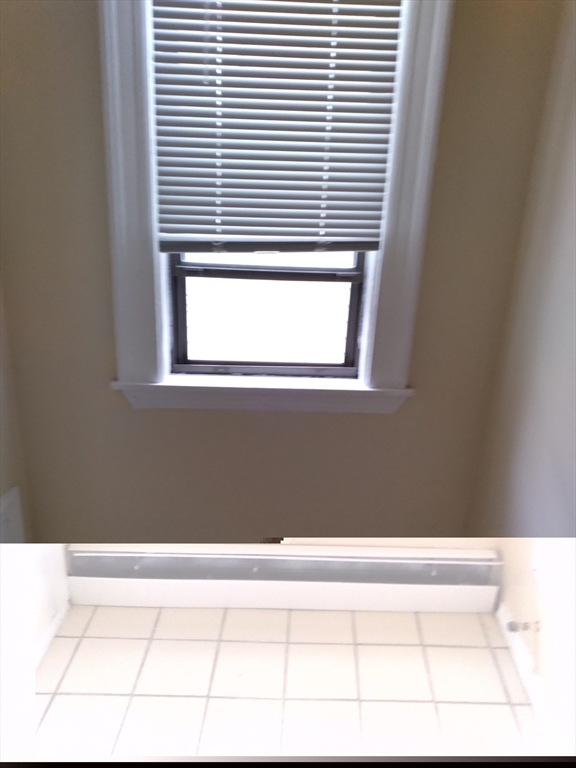 10 Norton St #3, Boston, MA Photo #5