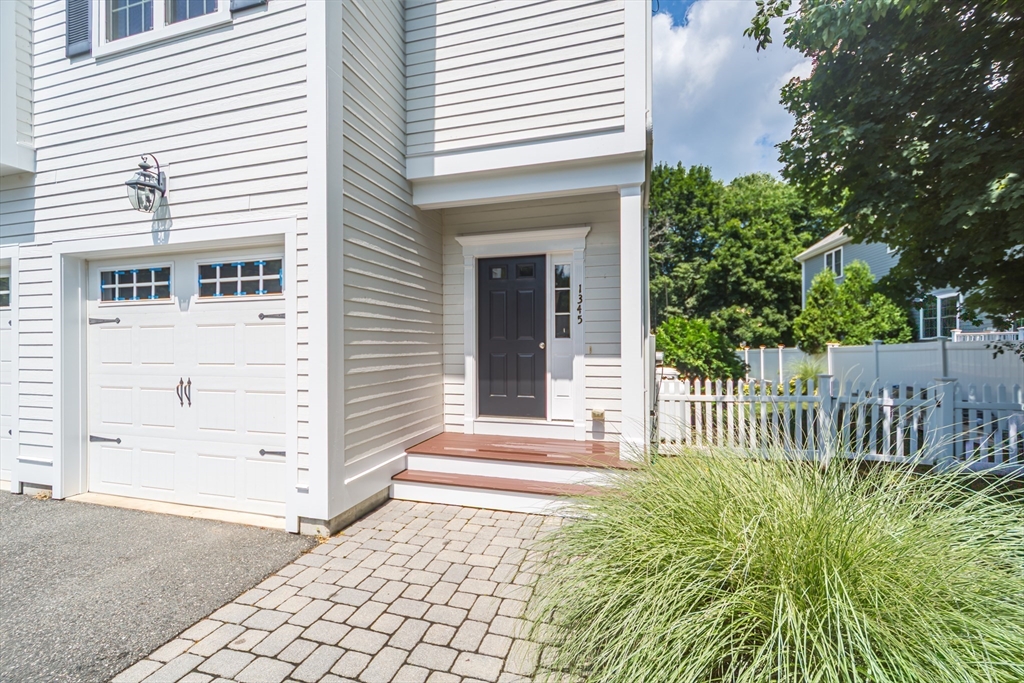 1345 South St 1345