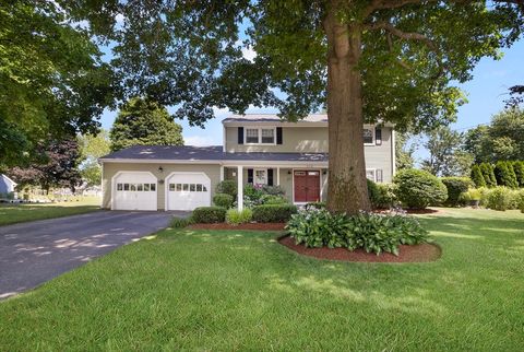 358 Olney St Seekonk MA 02771