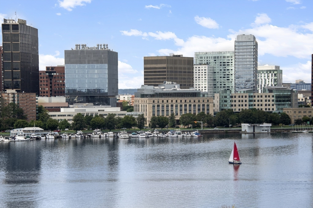 338 Beacon Street 5