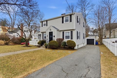 6 Sherman Rd Stoneham MA 02180