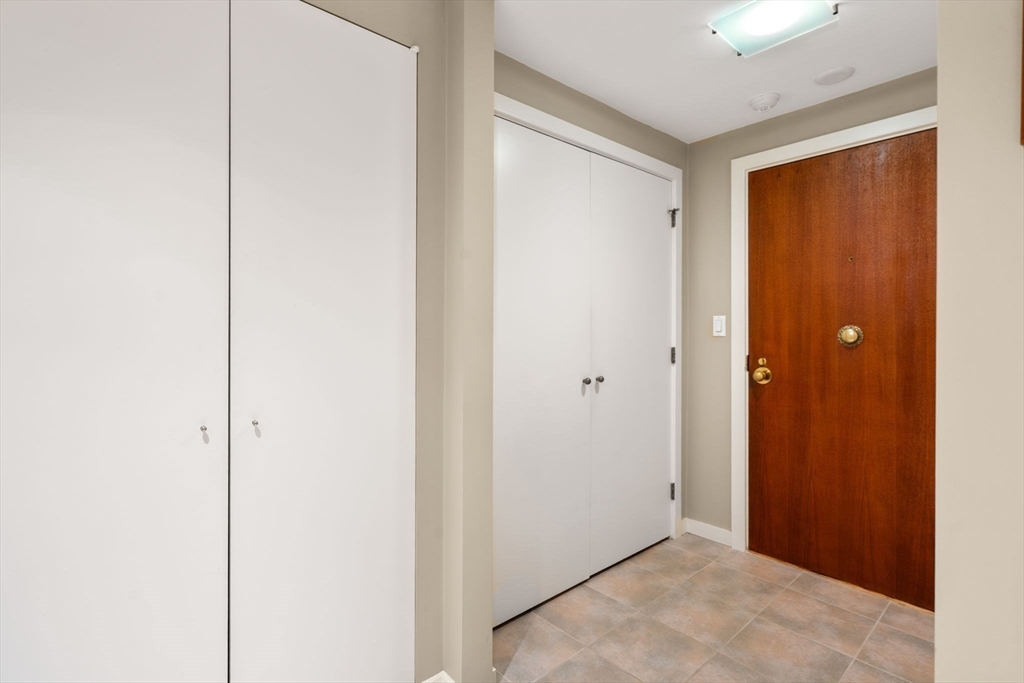 130 Mount Auburn St 110