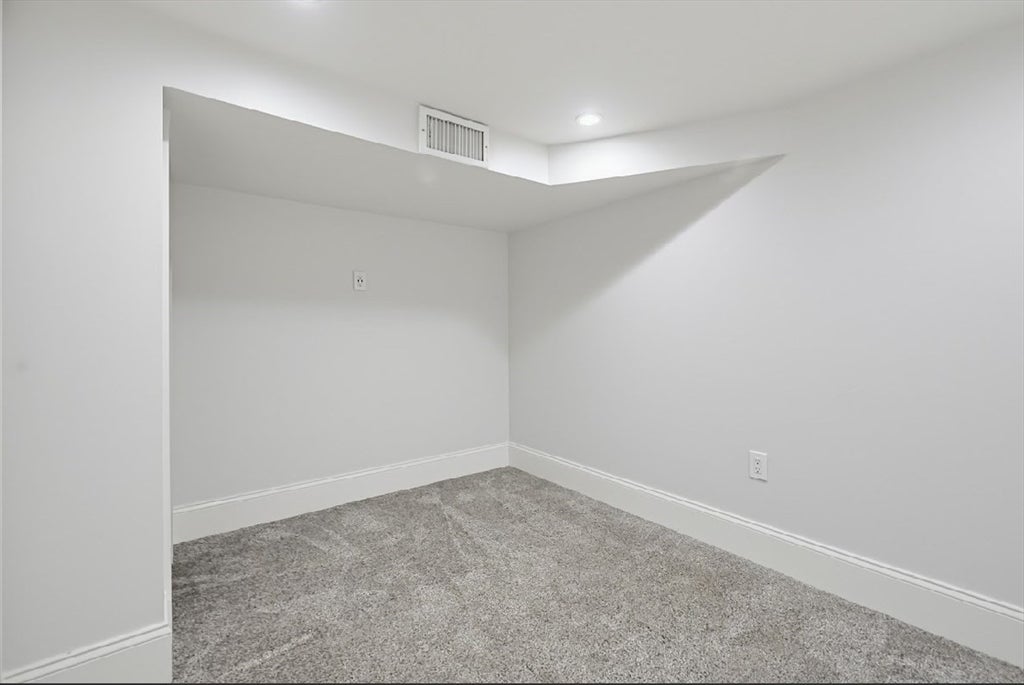 1740 Plymouth St, Bridgewater, MA, 1740 Plymouth St, Bridgewater, MA Photo #20