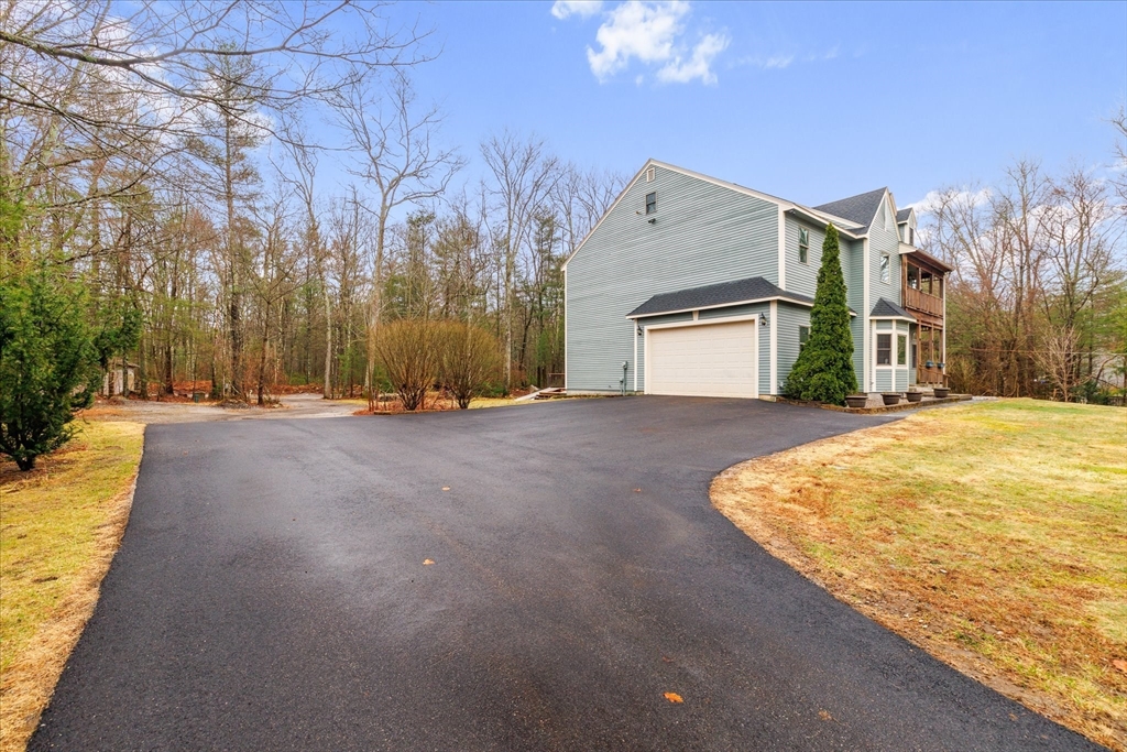 12 Mckinstry Dr
