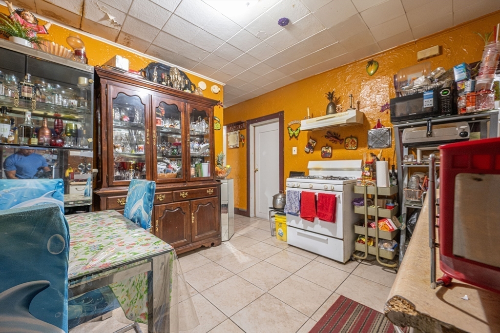 12 Clark Rd
