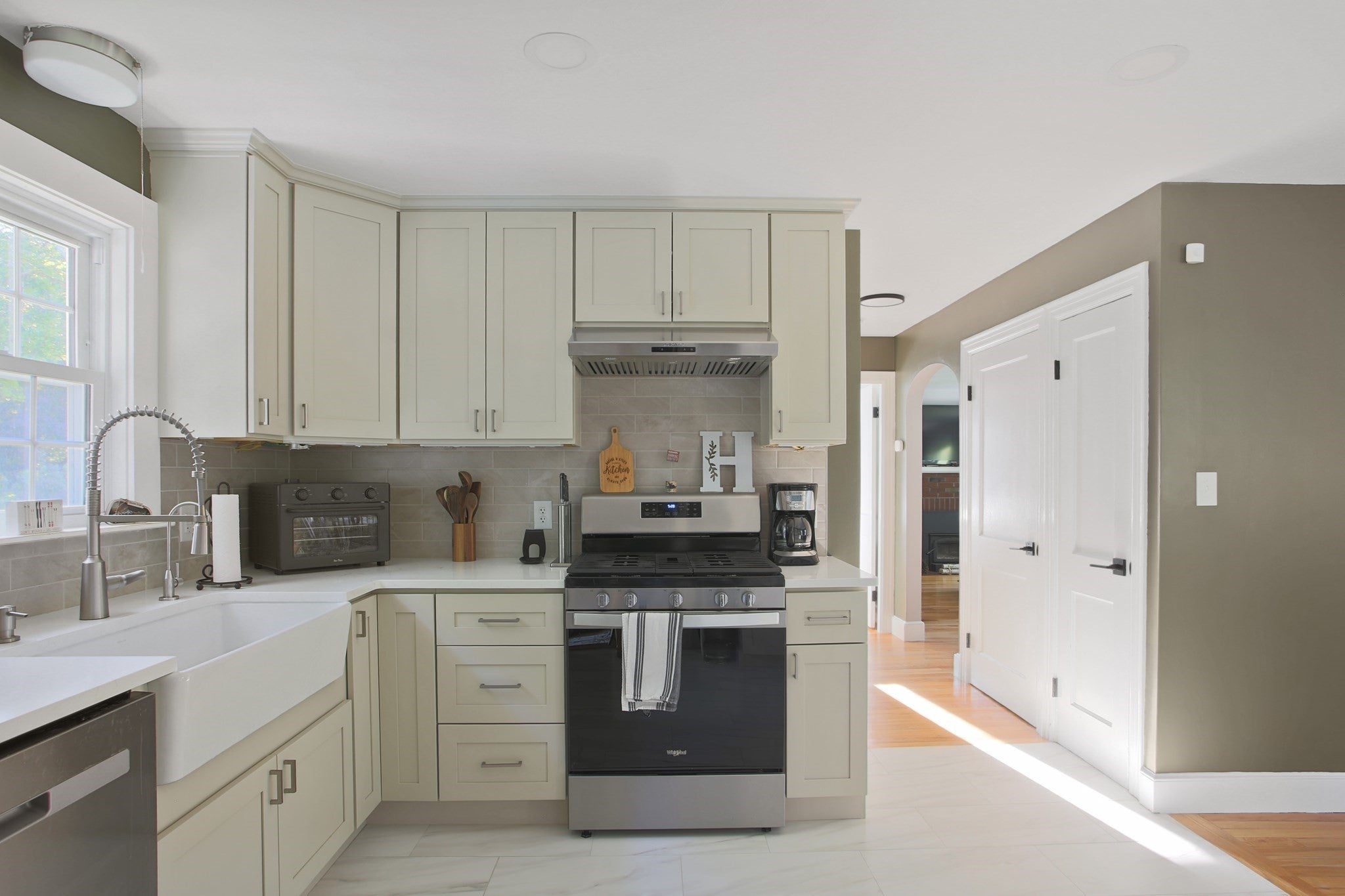 9 Judith Rd, Weymouth, MA, 9 Judith Rd, Weymouth, MA Photo #10