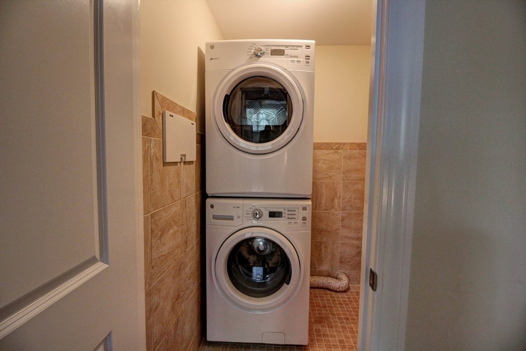 244 Adams St #2, Newton, MA, 244 Adams St #2, Newton, MA Photo #24