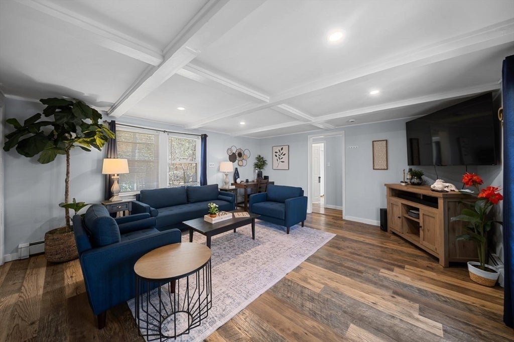 101 Annawon Dr, Halifax, MA, 101 Annawon Dr, Halifax, MA Photo #9