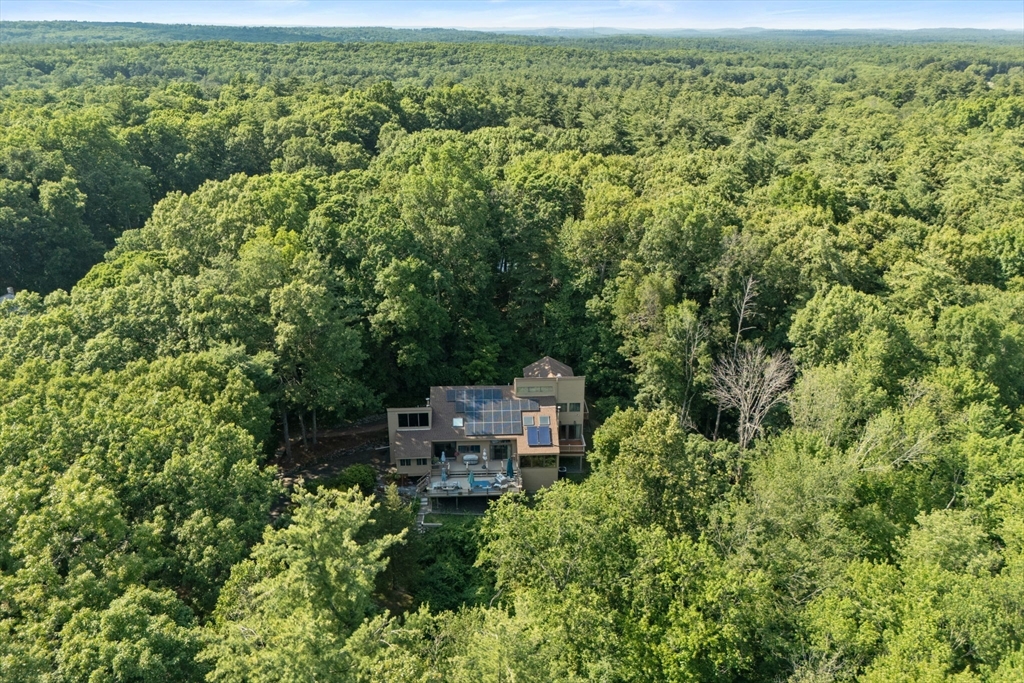 7 Hilltop Ln, Framingham, MA Photo #7