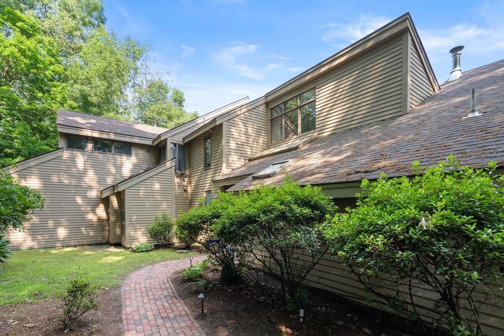 7 Hilltop Ln, Framingham, MA Photo #13