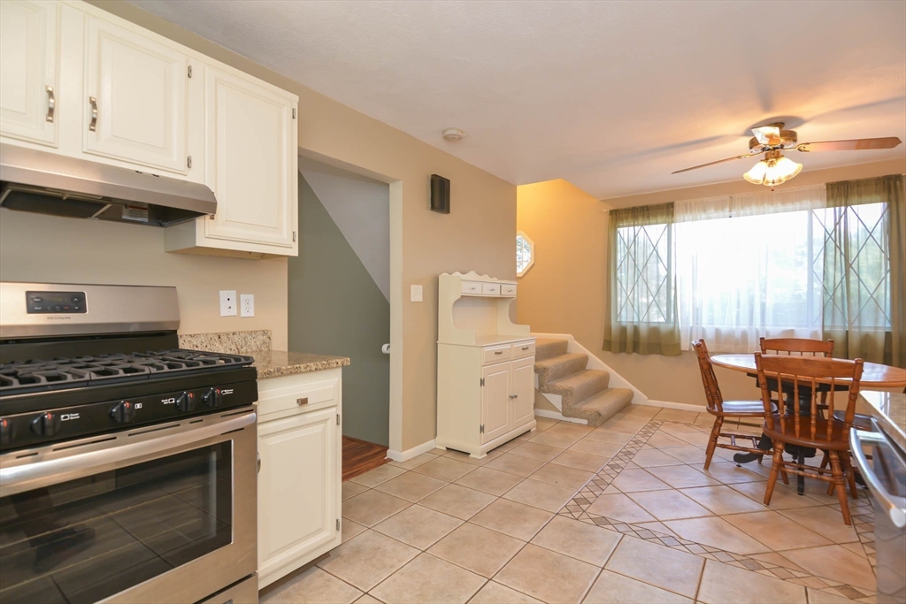 132 Farrwood Dr 132