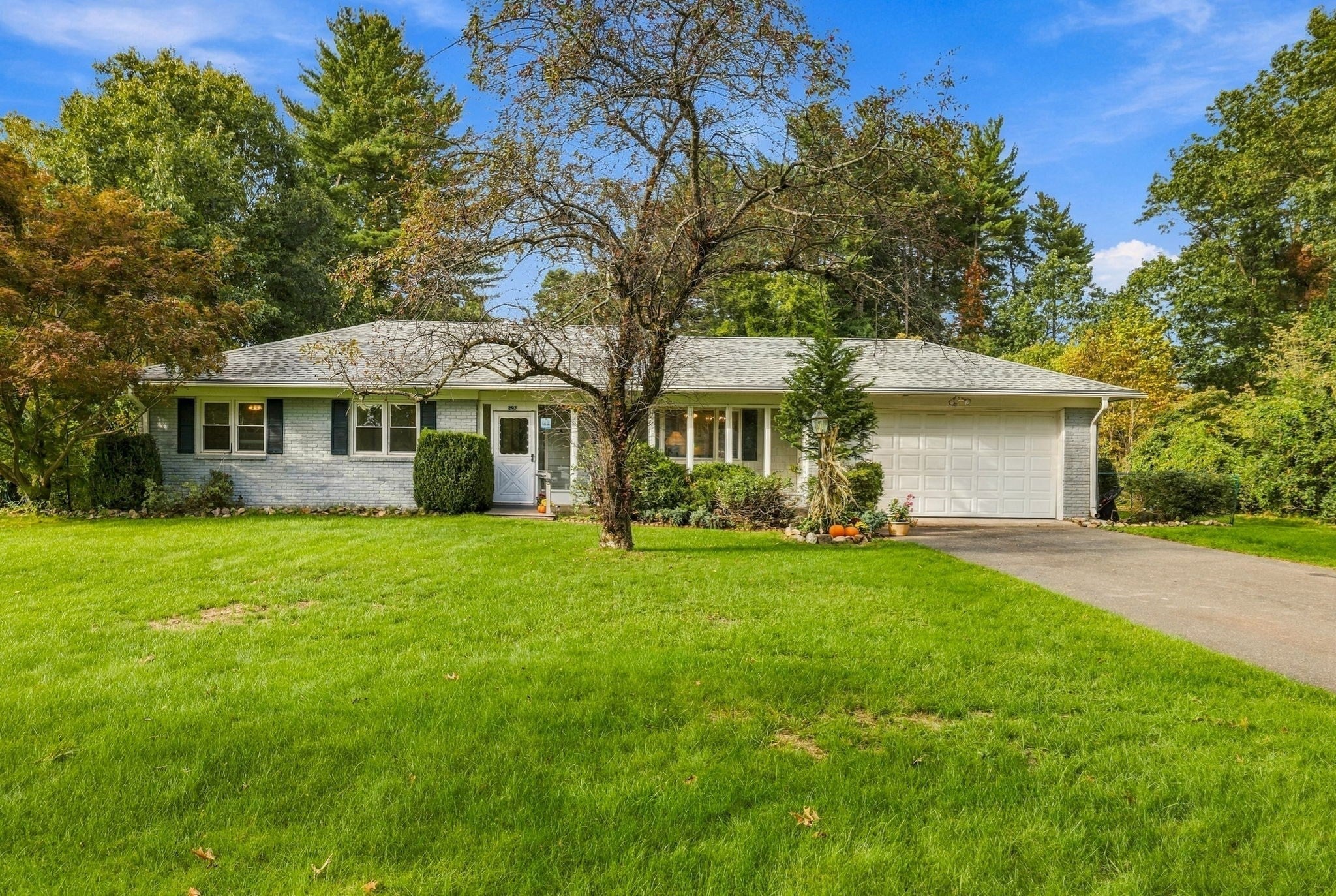 297 Falley Dr, Westfield, MA, 297 Falley Dr, Westfield, MA Photo #1