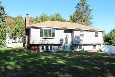 214 W Main St Millbury MA 01527