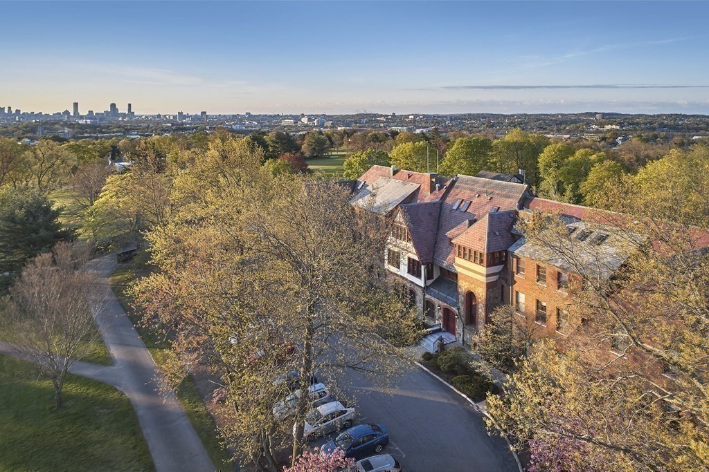 456 Belmont Street #10