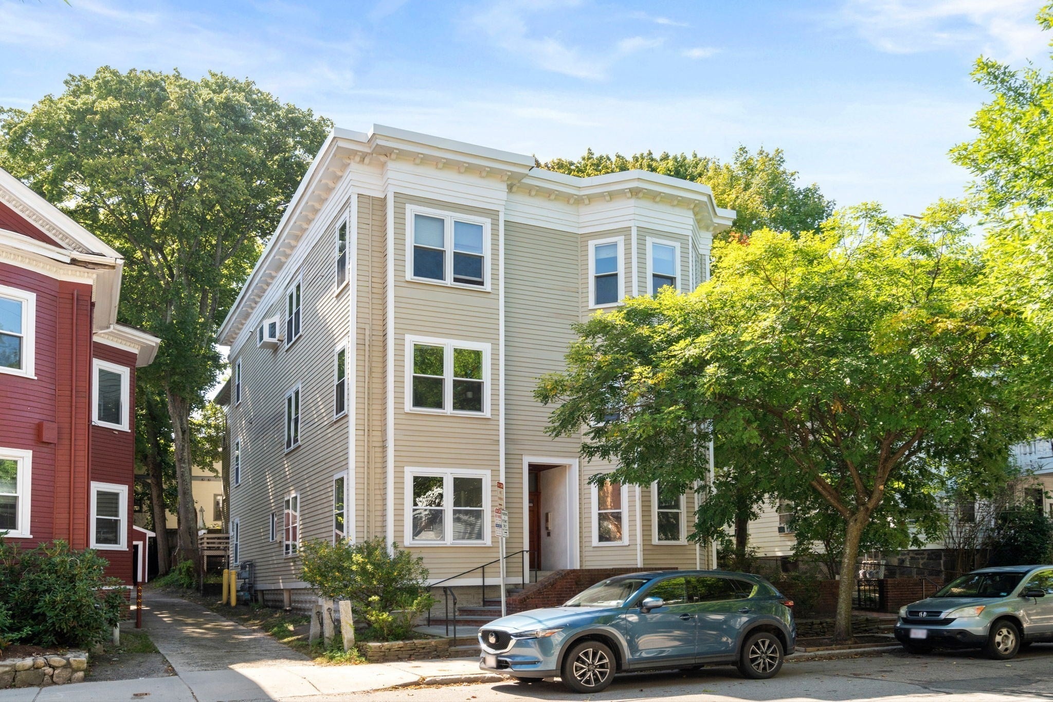 Photo of 16 Upland Road #2, Cambridge, MA