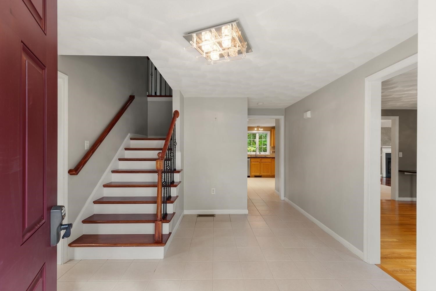 30 Lowe St, Tewksbury, MA, 30 Lowe St, Tewksbury, MA Photo #2