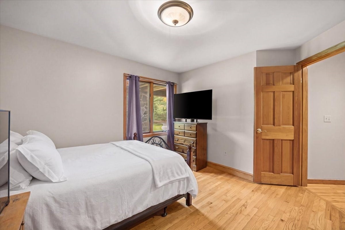38 Purchase St, Rehoboth, MA, 38 Purchase St, Rehoboth, MA Photo #7