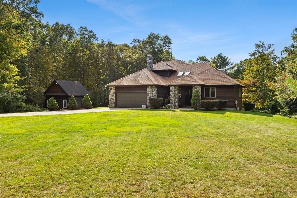 38 Purchase St, Rehoboth, MA, 38 Purchase St, Rehoboth, MA Photo #2