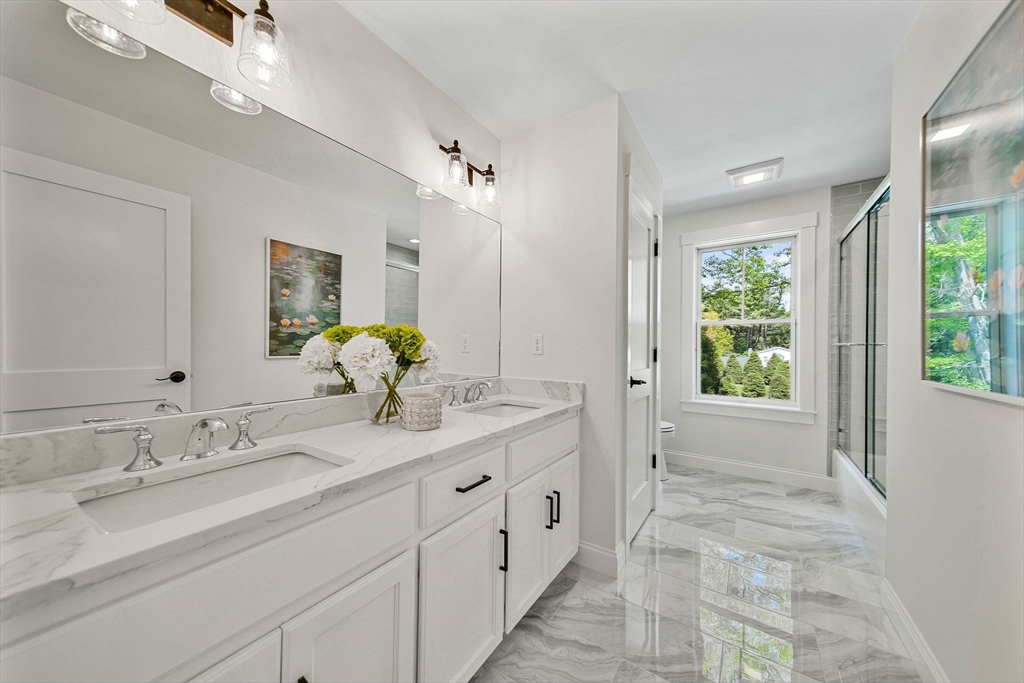 Needham, Massachusetts 02492, United States, 6 Bedrooms Bedrooms, ,7 BathroomsBathrooms,Residential,Active,130471