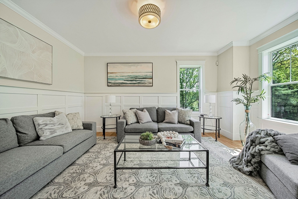 Needham, Massachusetts 02492, United States, 6 Bedrooms Bedrooms, ,7 BathroomsBathrooms,Residential,Active,130471