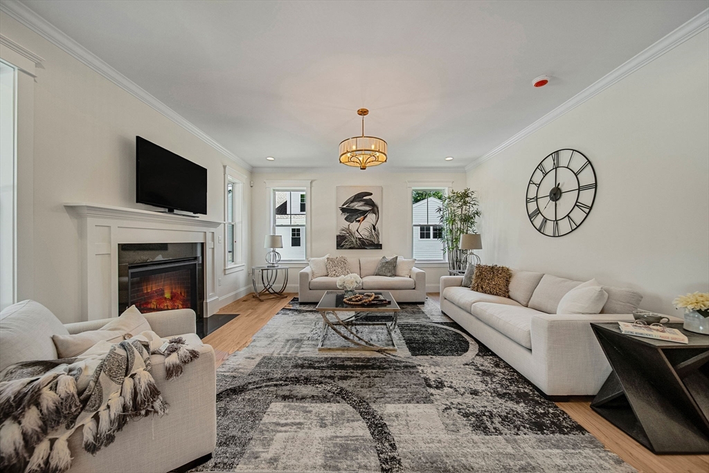 Needham, Massachusetts 02492, United States, 6 Bedrooms Bedrooms, ,7 BathroomsBathrooms,Residential,Active,130471