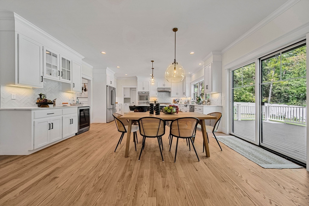 Needham, Massachusetts 02492, United States, 6 Bedrooms Bedrooms, ,7 BathroomsBathrooms,Residential,Active,130471